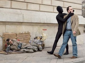 A man turning a blind eye to the homeless